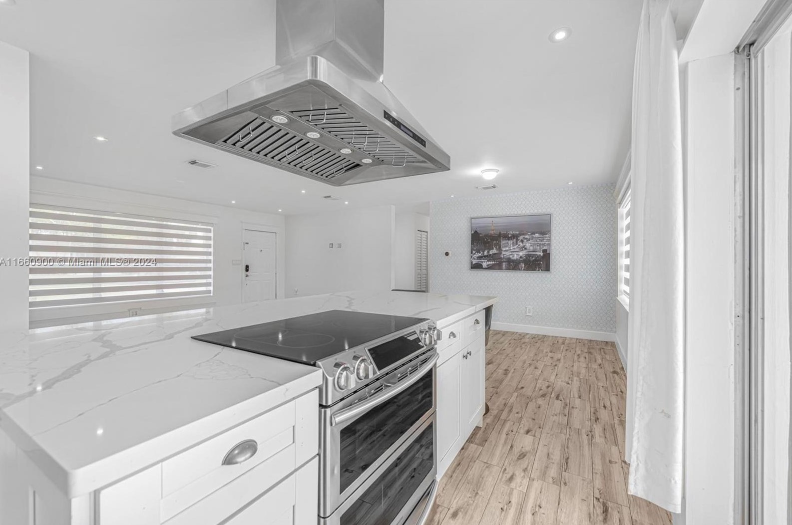 10350 44 St, Miami FL 33142-7971 exterior