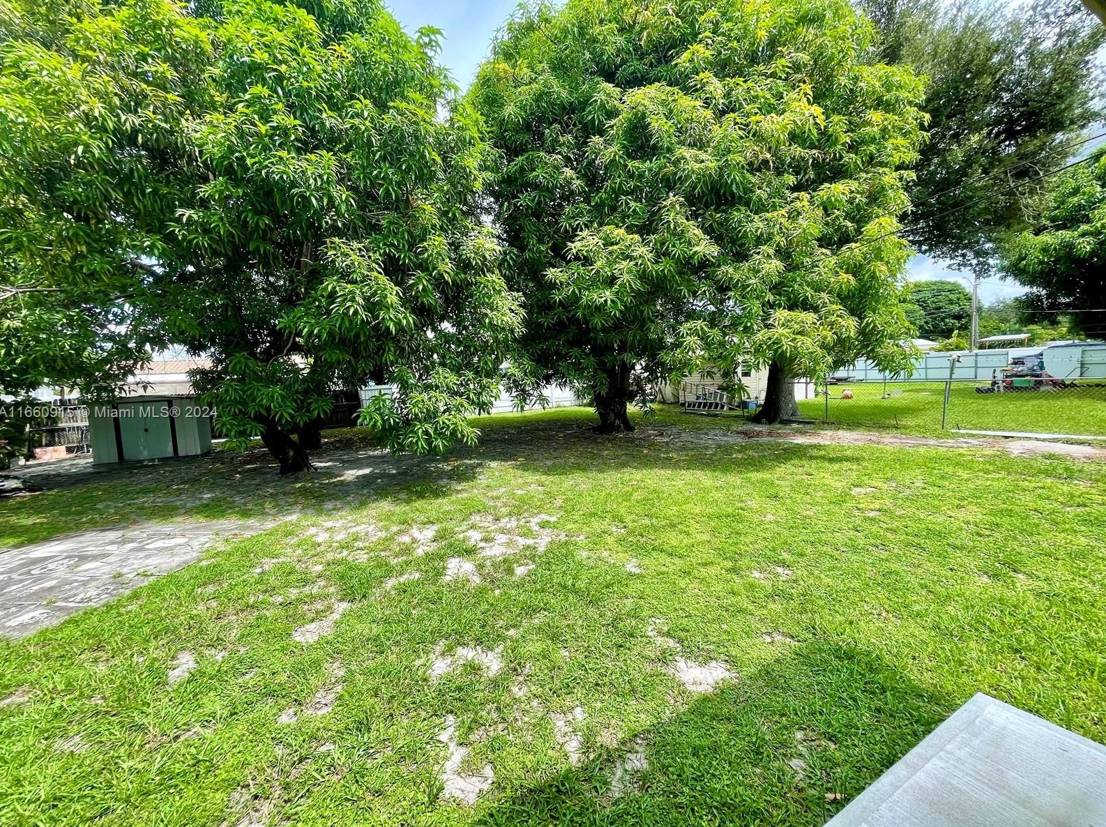 3061 99th St, Miami FL  33147-2076 exterior