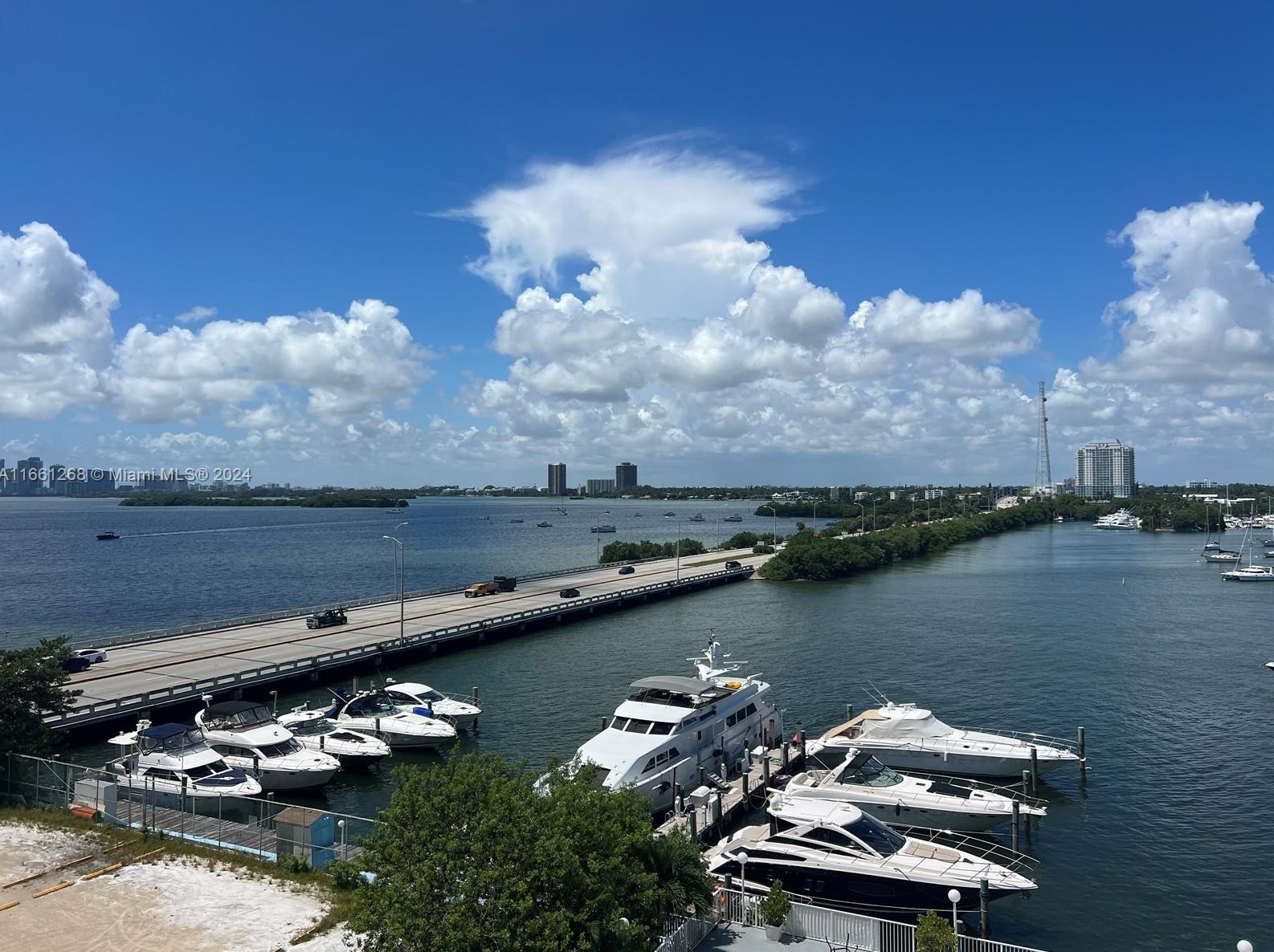 7904 West Dr #609, Miami, FL 33141