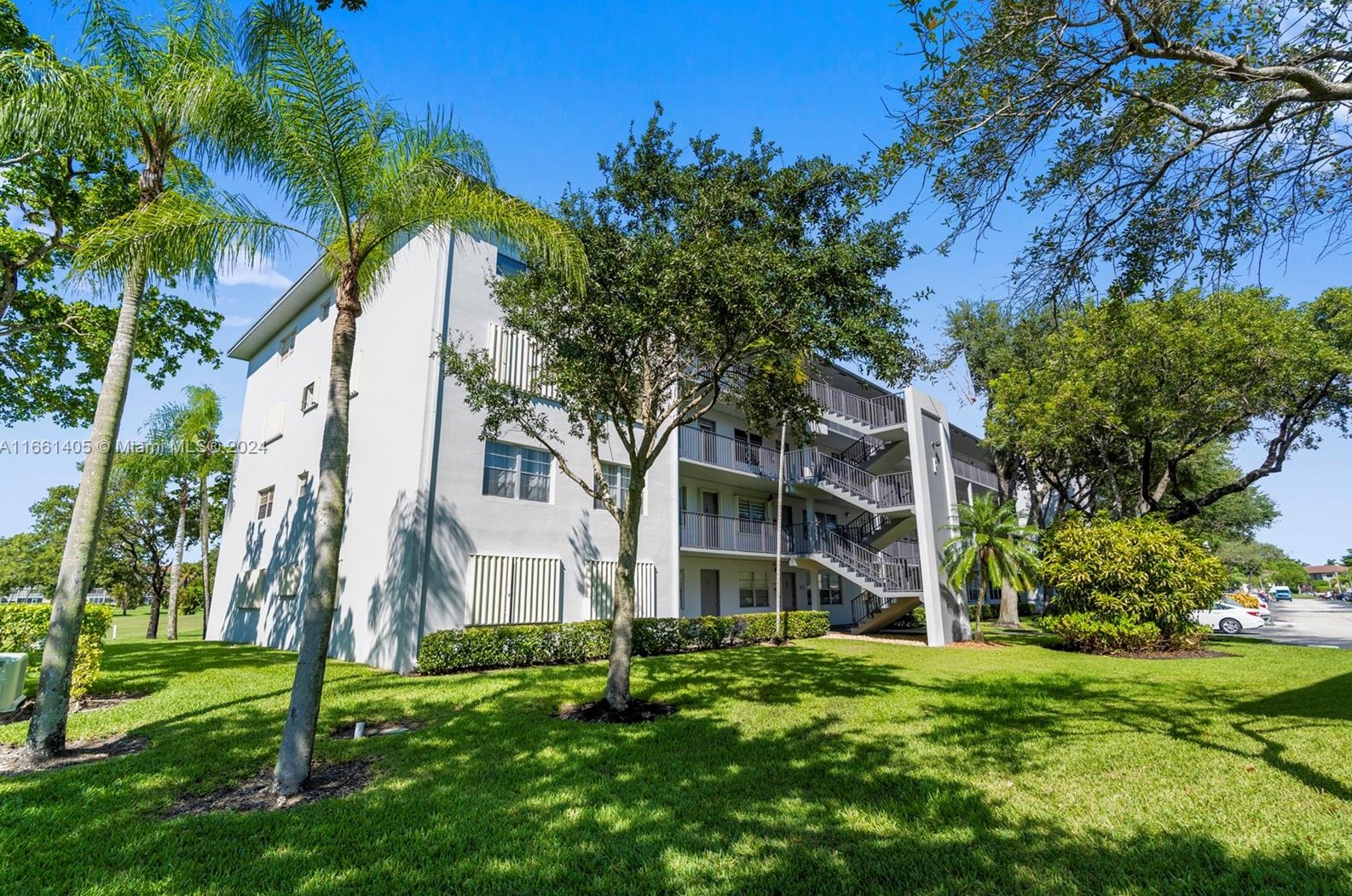 400 Sw 134th Way #314f, Hollywood, FL 33027