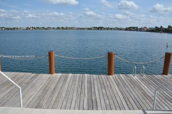 15111 136 Pl, Miami FL  33175-1050 exterior