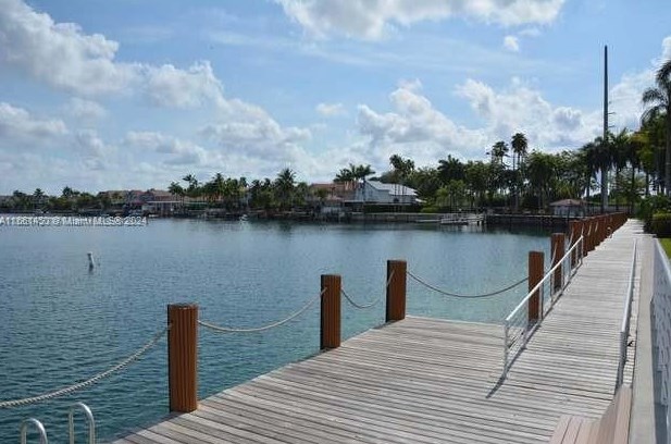 15111 136 Pl, Miami FL  33175-1050 exterior