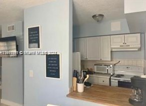 1542 35th St, Miami, FL 33142-1803