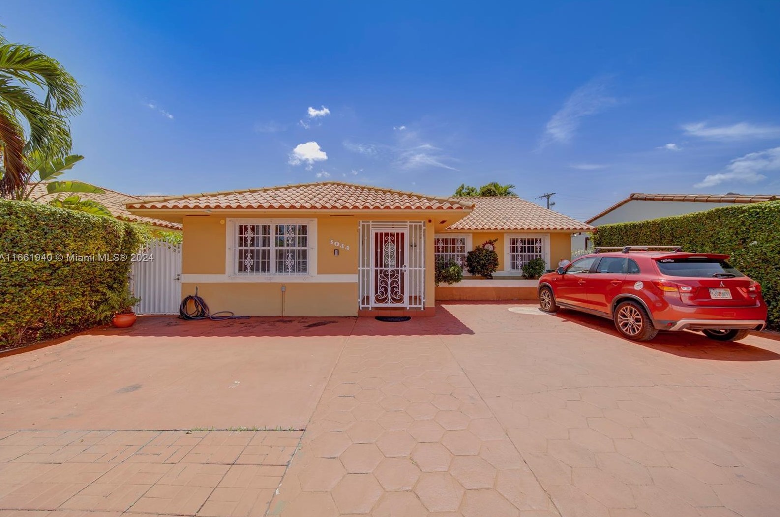 3044 Sw 7th St #-, Miami, FL 33135