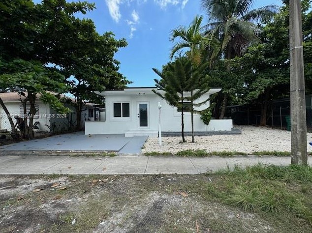 3441 10th Ct, Miami, FL 33127-3209