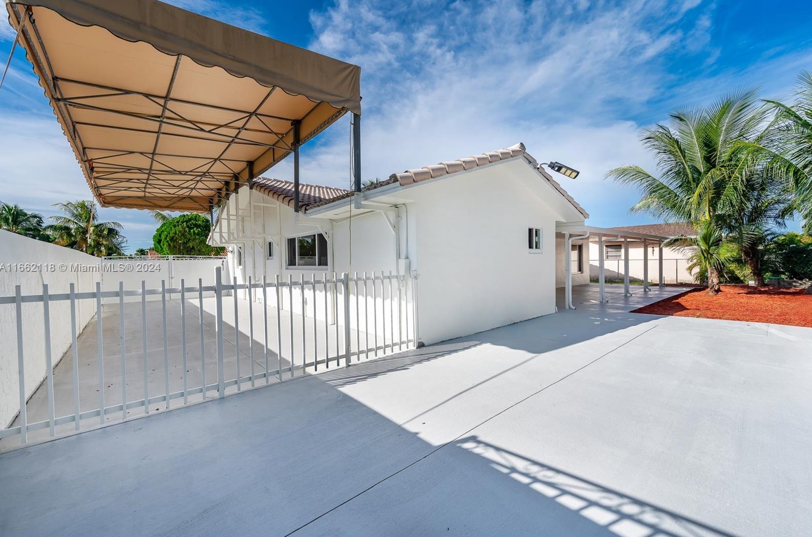 13015 2nd Ter, Miami FL 33125-4936 exterior