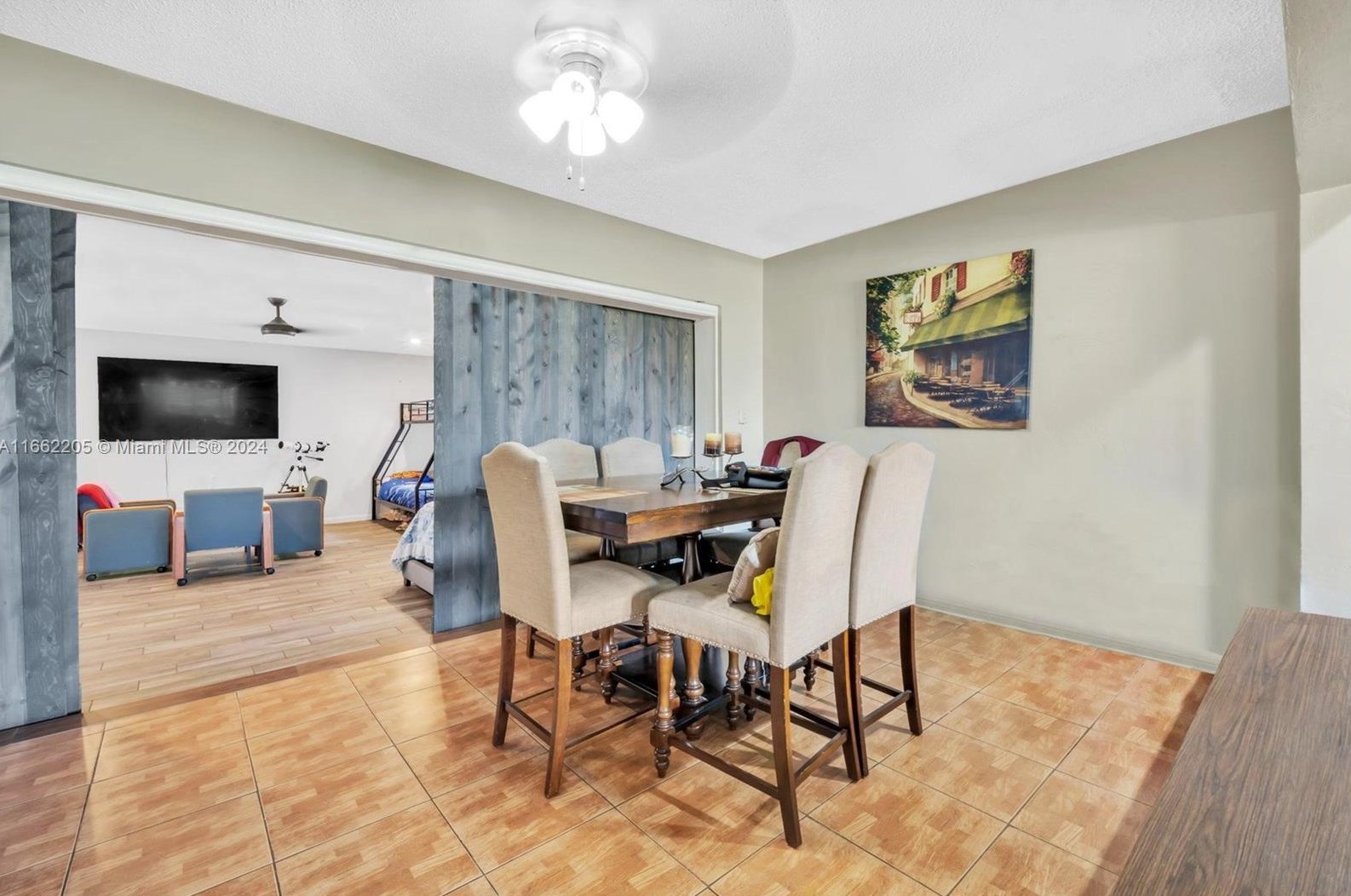 665 172nd St, Miami, FL 33162-2035