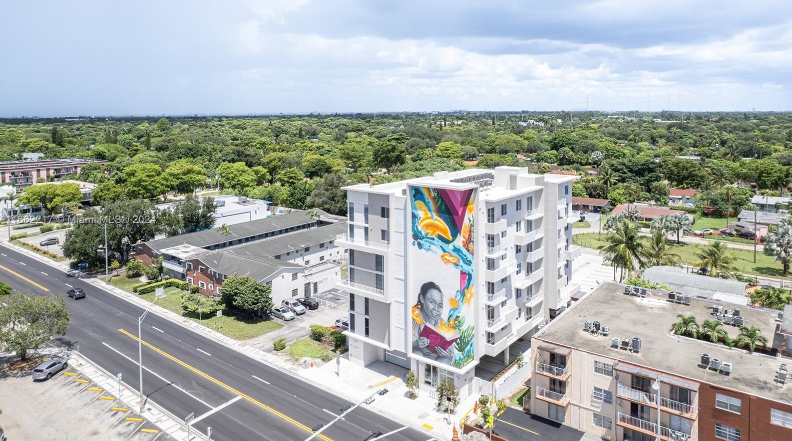 475 125th St, Miami FL 33161-4716 exterior