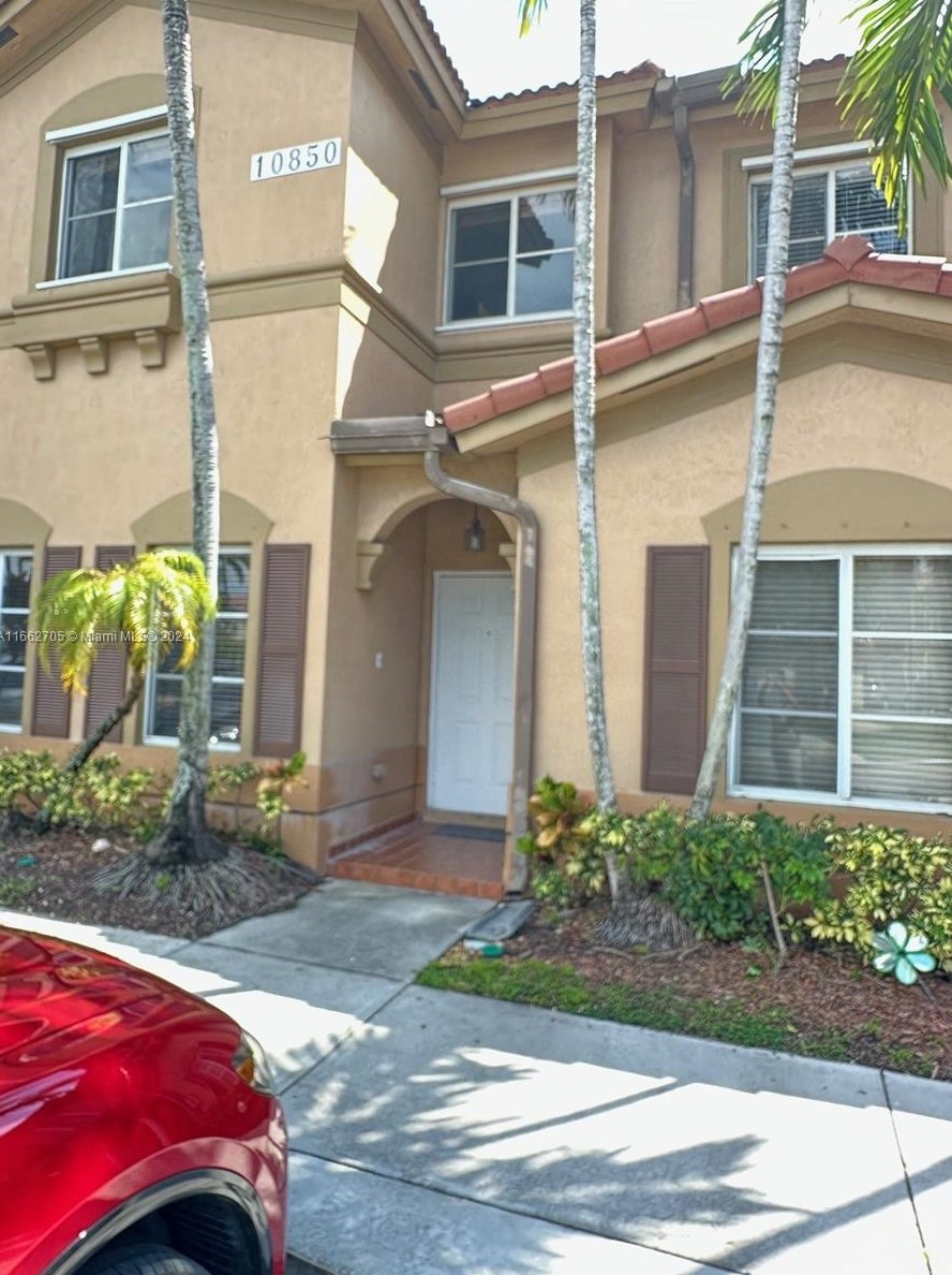 10850 Nw 82nd Ter #8-5, Miami, FL