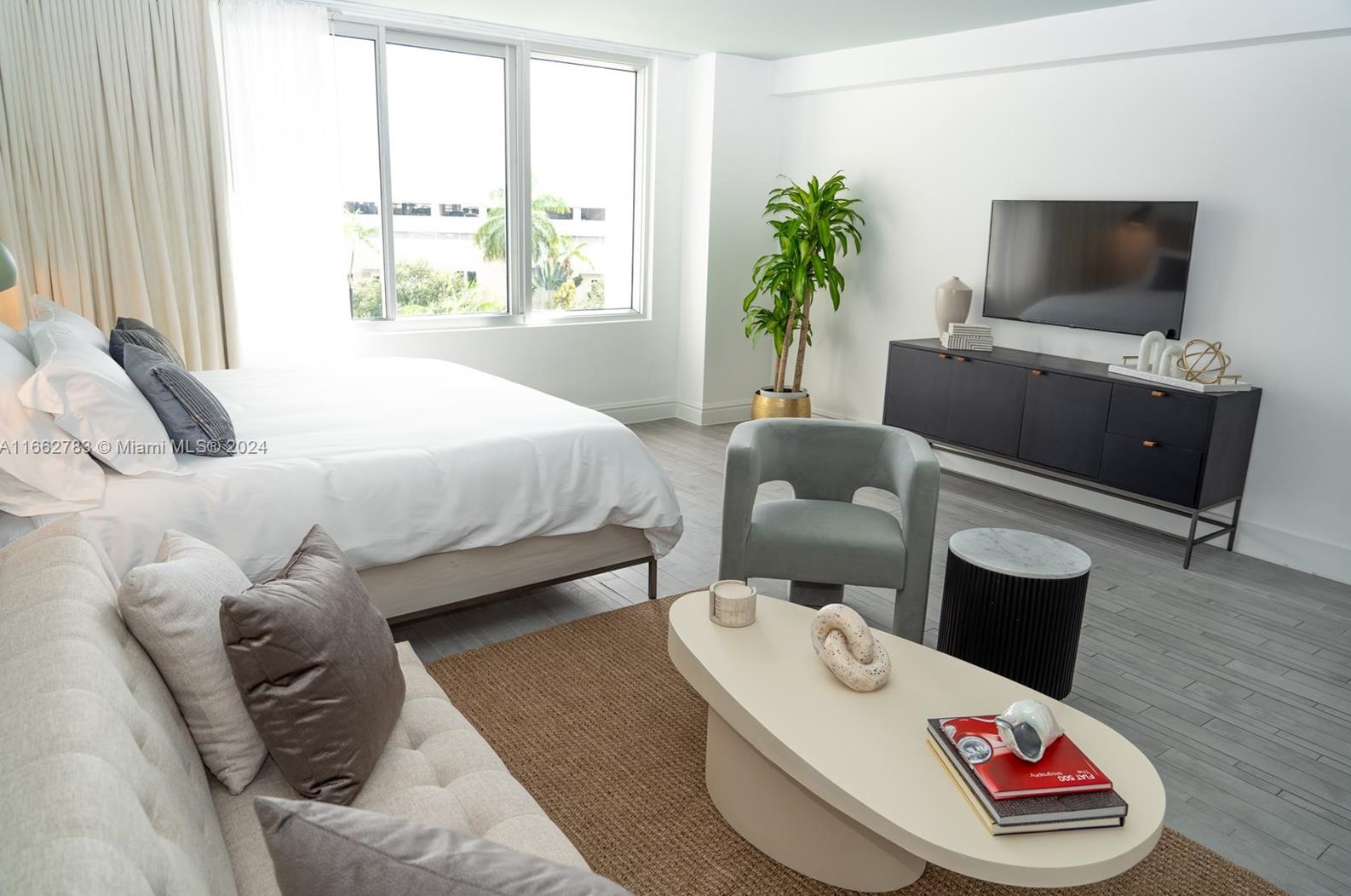 1100 West Ave #415, Miami Beach, FL 33139