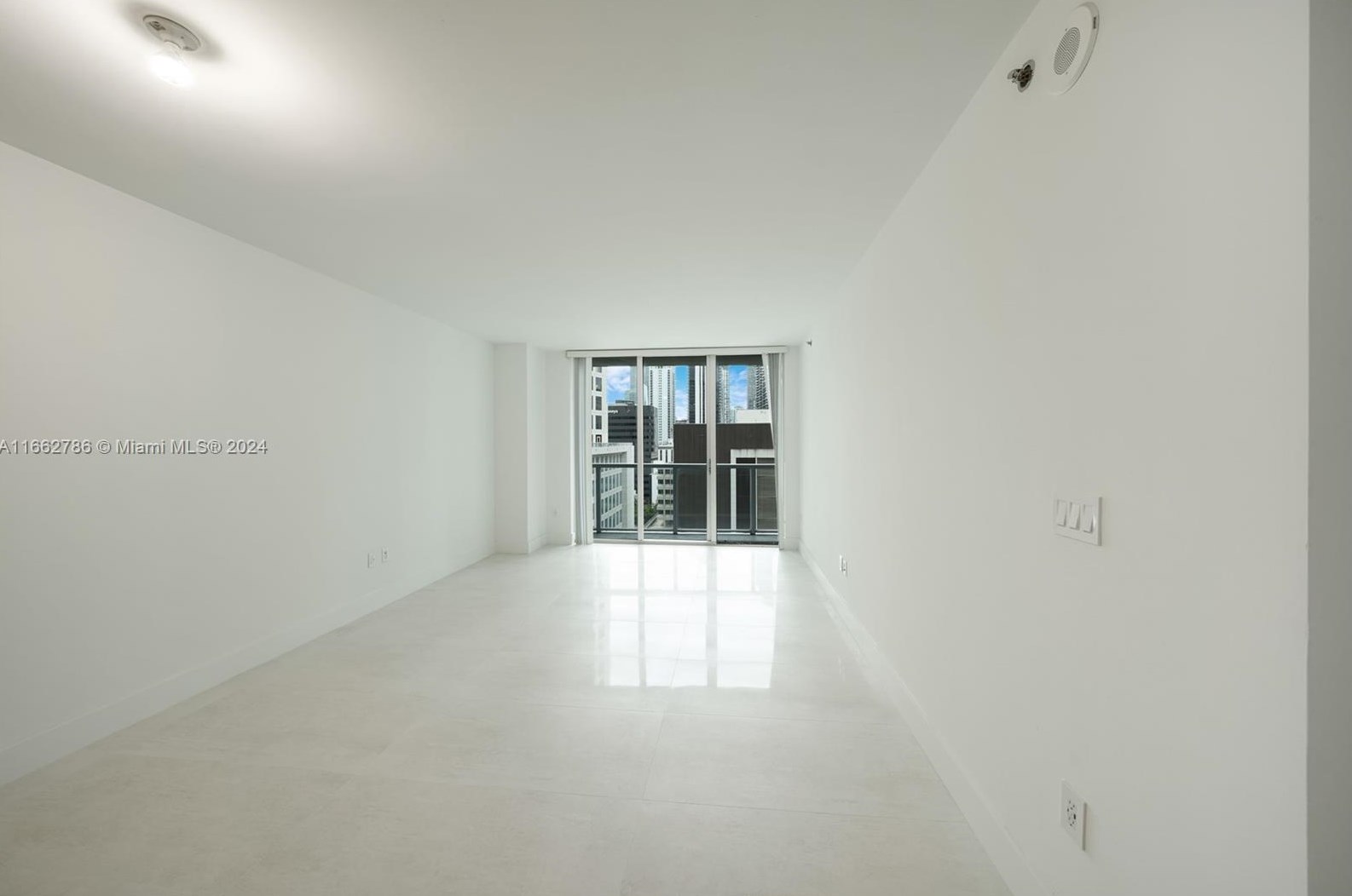 55 Se 6th St #1406, Miami, FL 33131
