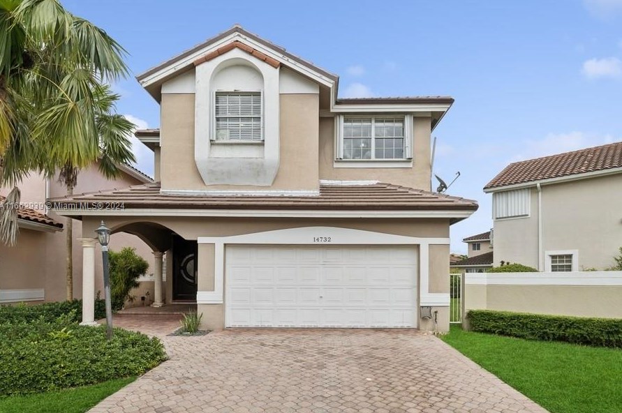 14732 132nd Pl, Miami, FL 33186-7641