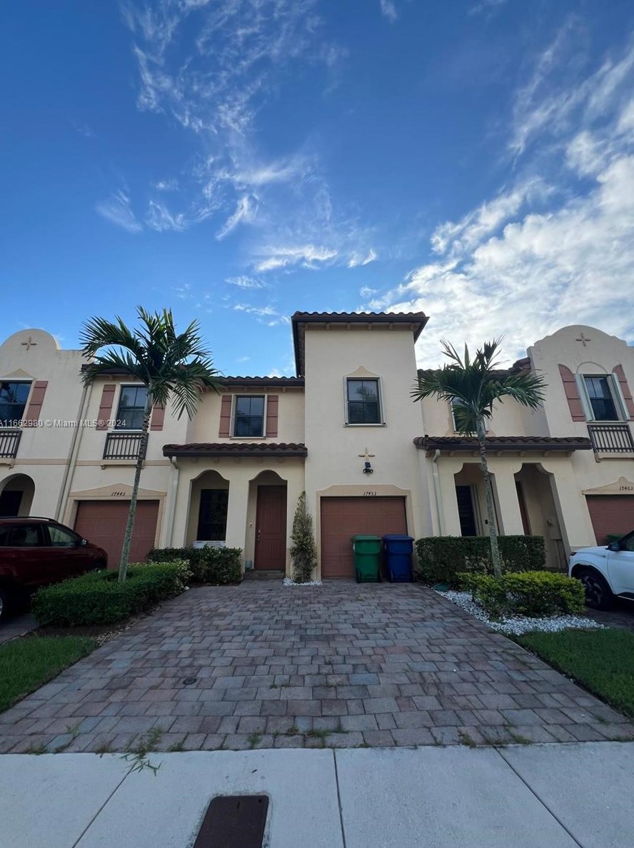 17453 Sw 153rd Path, Miami, FL 33187