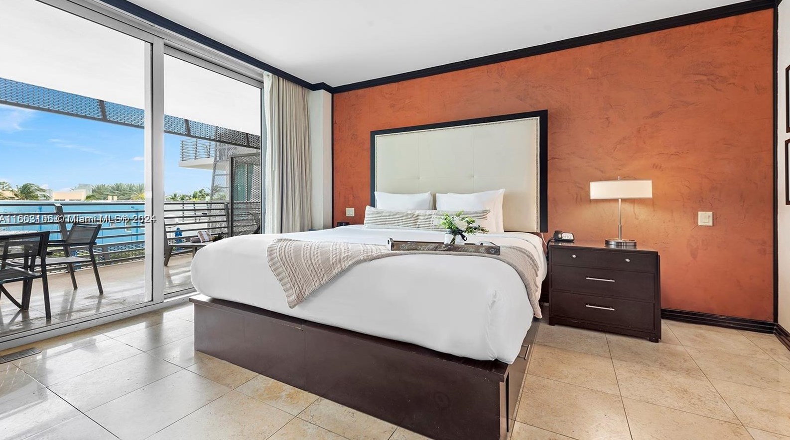 1437 Collins Ave #327, Miami Beach, FL 33139