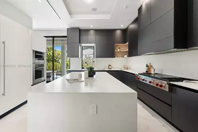 4430 Nautilus Dr, Miami Beach, FL 33140 - Photo 18