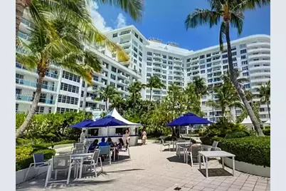 5151 Collins Ave #925, Miami Beach, FL 33140 - Photo 2