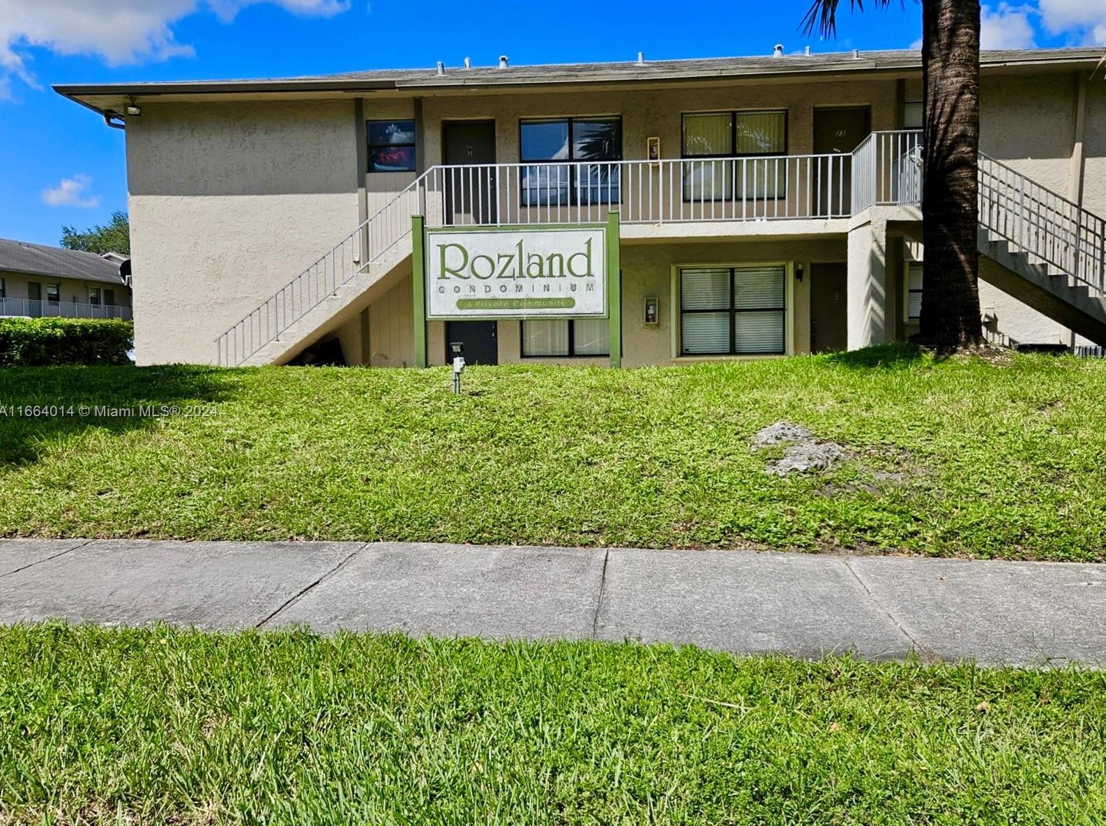 15330 72nd St, Miami, FL