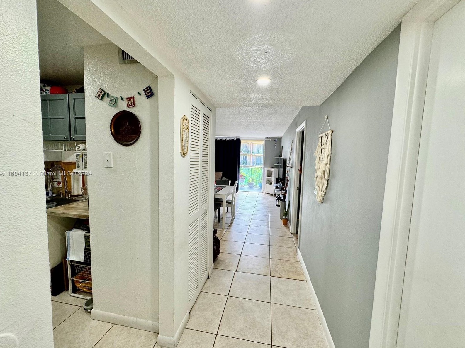 9360 Fontainebleau Blvd Apt 413, Miami, FL 33172