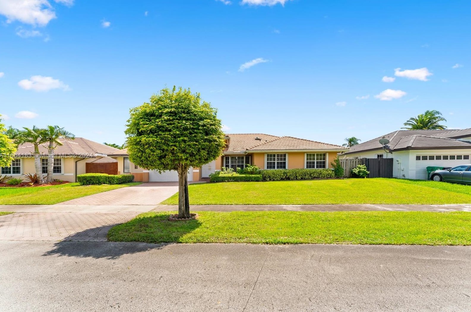 15472 112th Ter, Miami, FL 33196-4383
