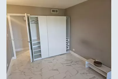 1800 NE 114th St #401, Miami, FL 33181 - Photo 24