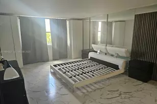1800 NE 114th St, Miami, FL 33181 - Photo 30