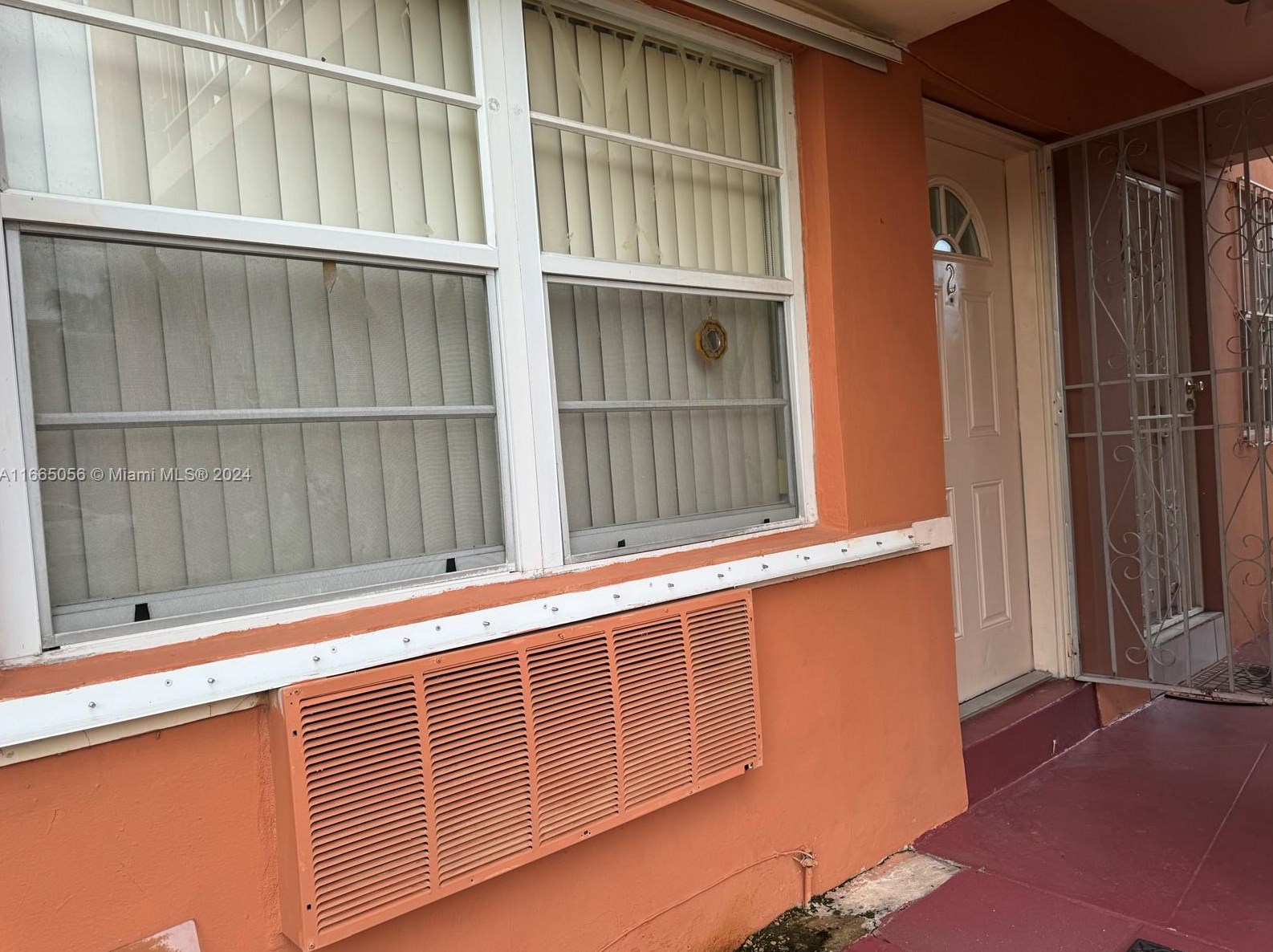 3551 10th St, Miami, FL 33135-4307