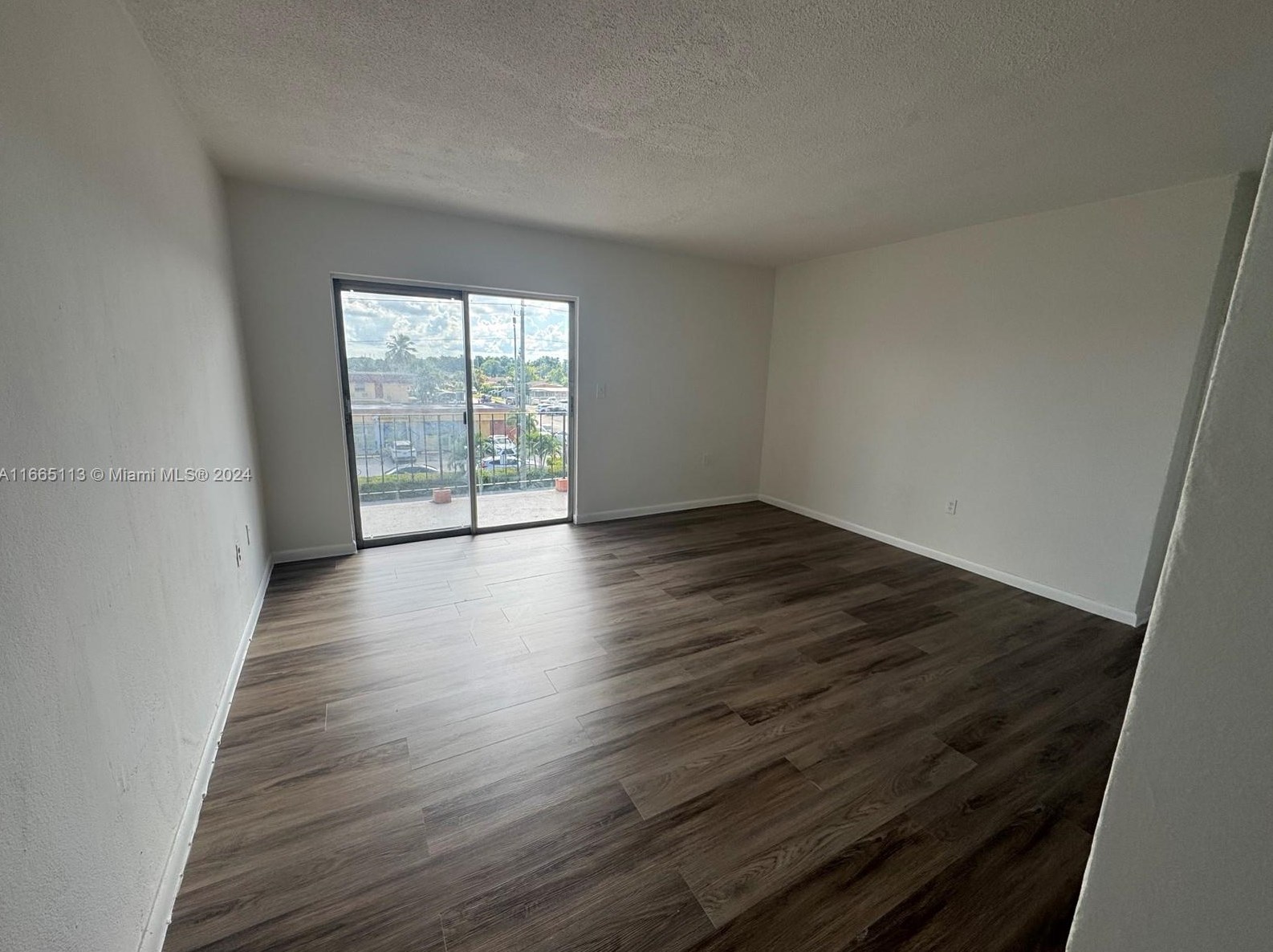 3800 E 4th Ave #6, Hialeah, FL 33013