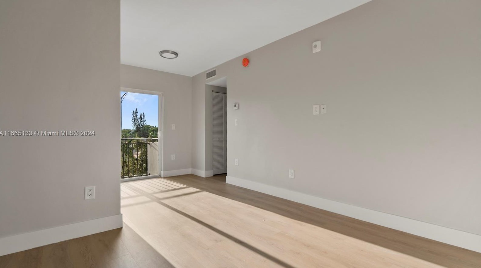 1101 Ne 80th St #307, Miami, FL 33138