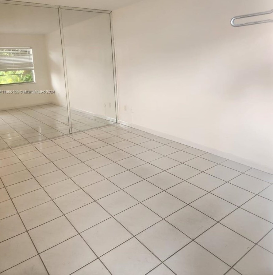 3700 62nd Ave, Miami, FL 33155-4845