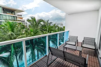 2301 Collins Av #429, Miami Beach, FL 33139 - Photo 8