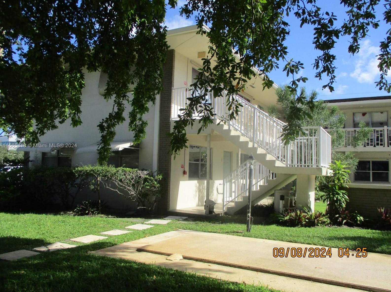 3500 Harrison St, Hollywood, FL 33021-8601