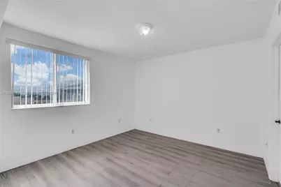 218 NW 12th Ave #702, Miami, FL 33128 - Photo 12