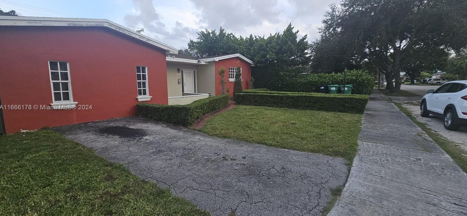 1601 Sw 83rd Ave, Miami, FL 33155
