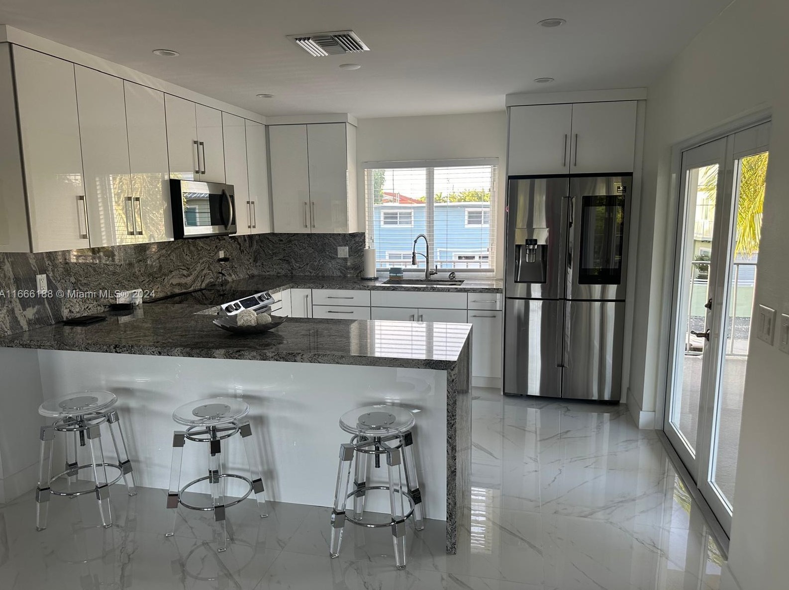 169 Corrine Pl, Key Largo, FL 33037