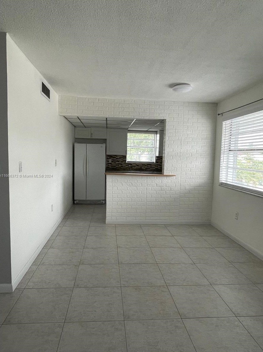 10983 4th St, Miami, FL 33174-1355