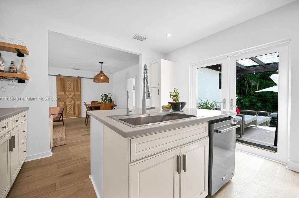 1010 83 St, Miami FL 33173-4104 exterior