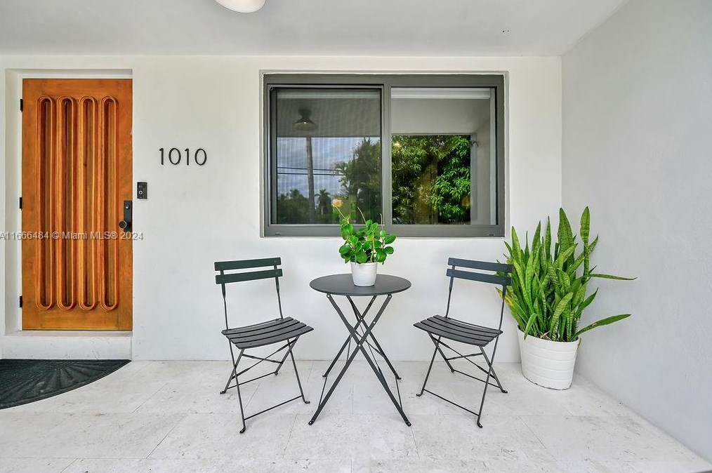 1010 83 St, Miami FL 33173-4104 exterior