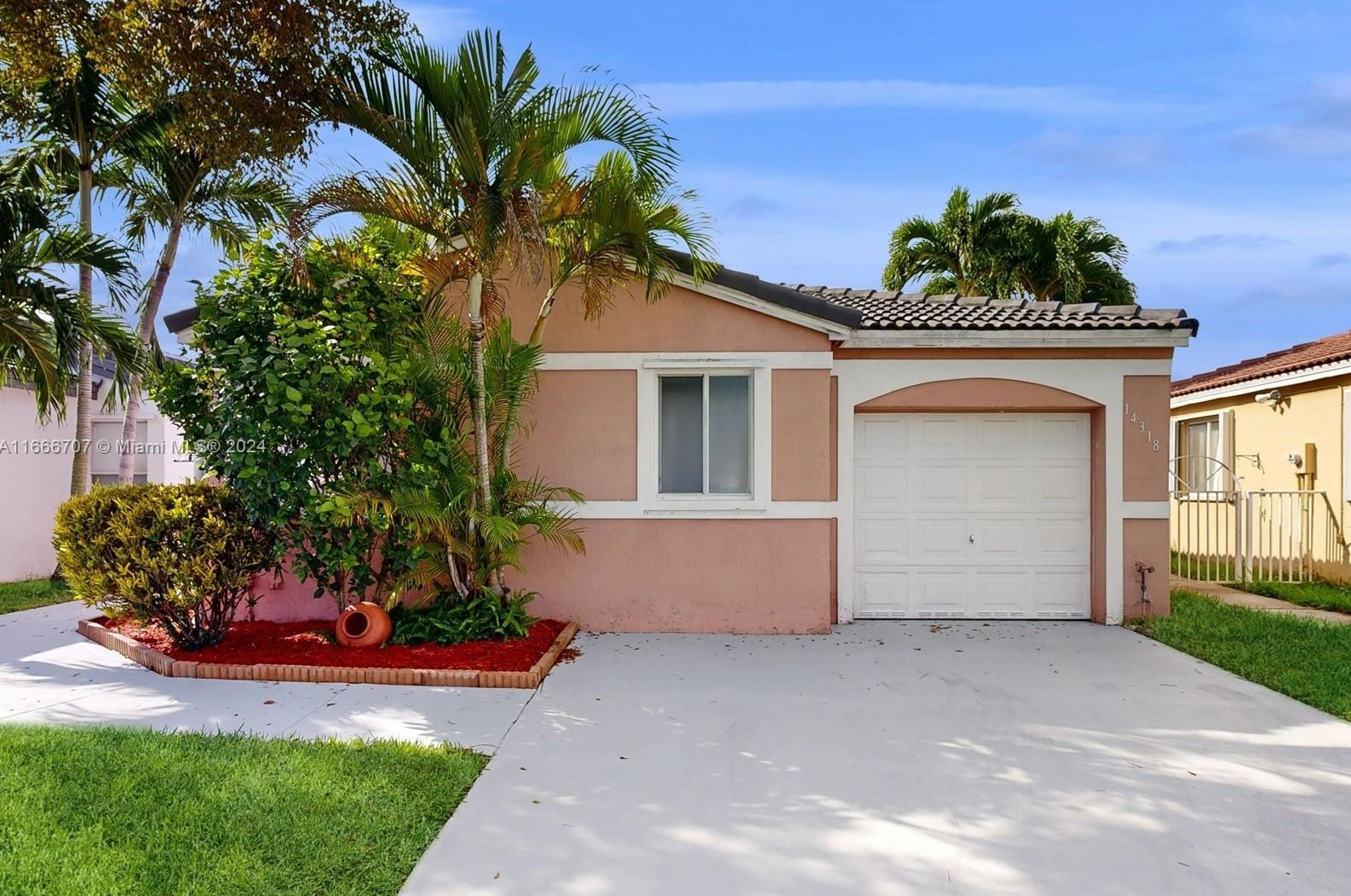 14318 Sw 175th Terrace, Miami, FL 33177