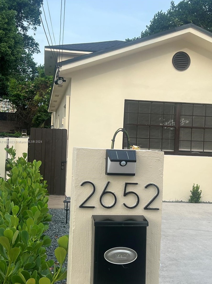 2652 34th Ave, Miami, FL 33133-2730