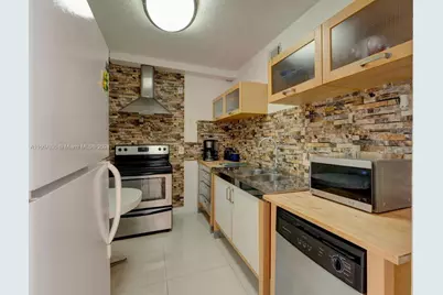 1965 S Ocean Dr #11P, Hallandale Beach, FL 33009 - Photo 26