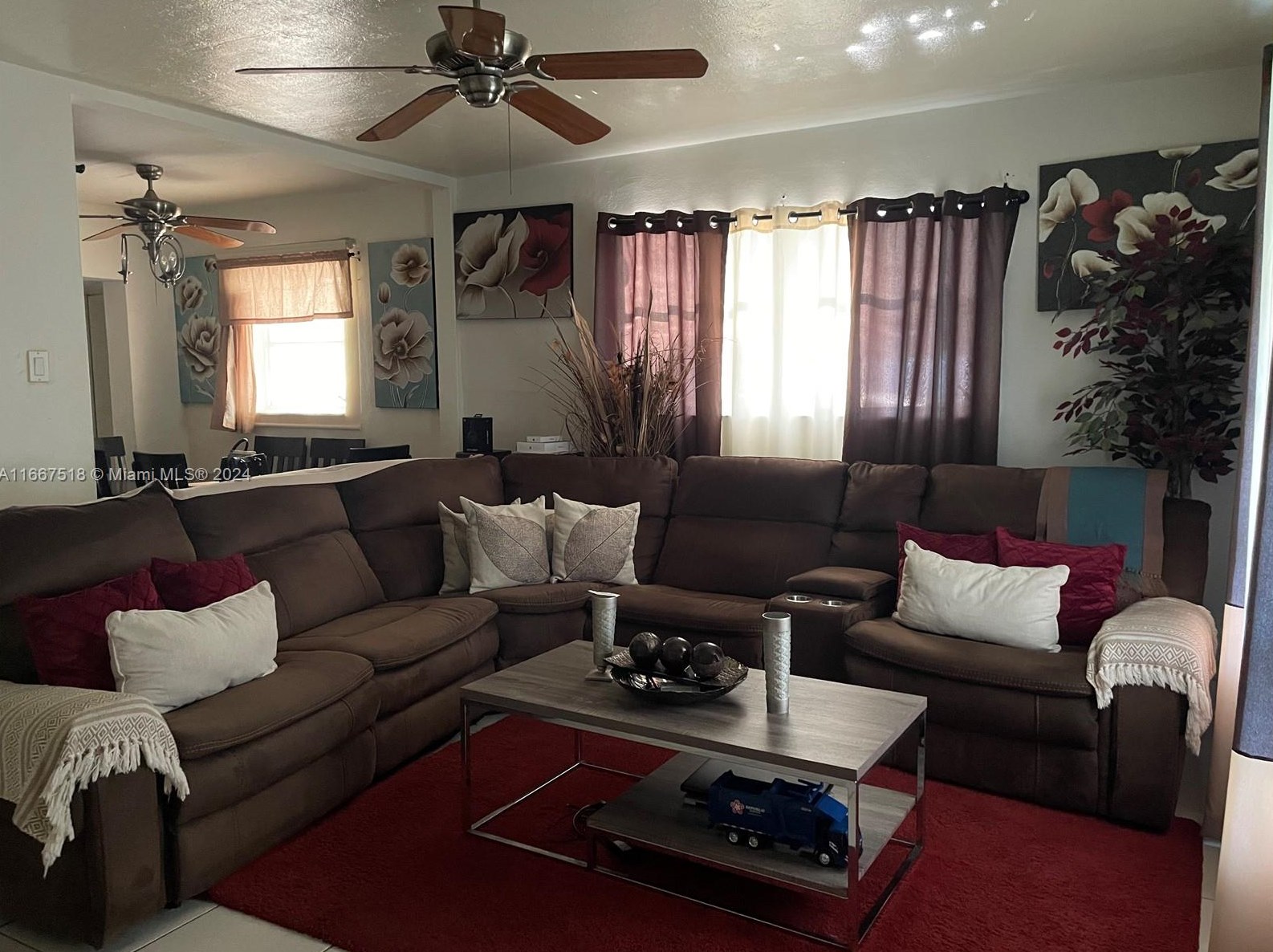 1320 208th Ter, Miami, FL 33179-2033