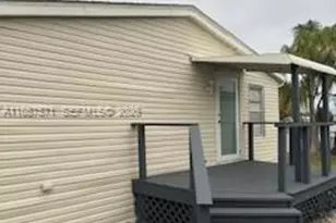 35250 SW 177th Ct 182, Homestead, FL 33034 - Photo 2