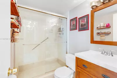 2750 NE 183rd St #1910, Aventura, FL 33160 - Photo 20