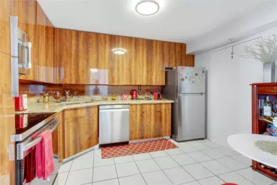 2750 NE 183rd St #1910, Aventura, FL 33160 - Photo 12