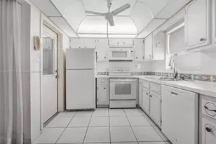 5300 Washington St, Hollywood, FL 33021 - Photo 6