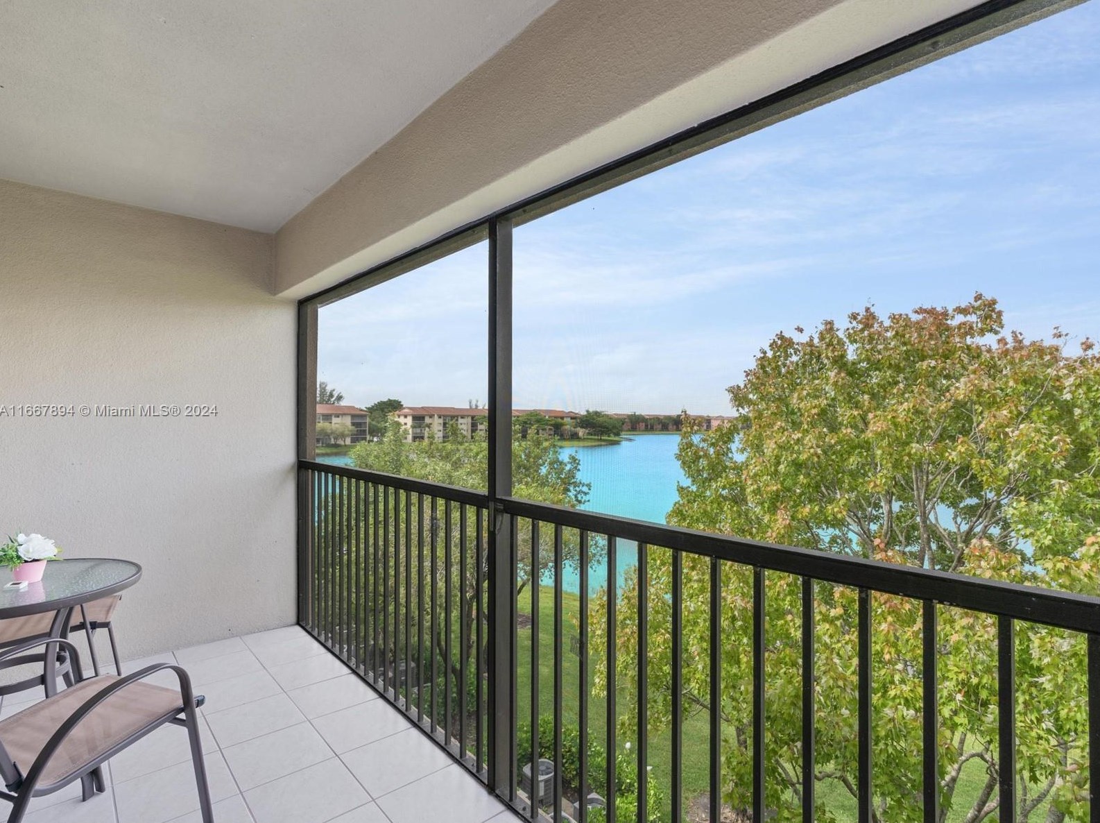 13705 12th St, Hollywood, FL 33027-3558