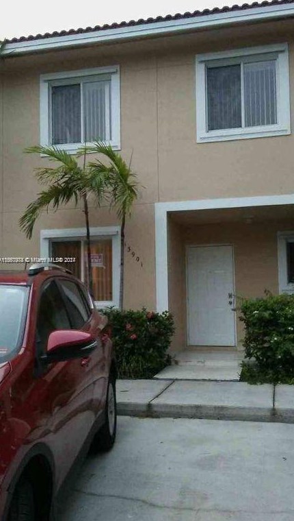 13901 Sw 172nd Ln, Miami, FL 33177