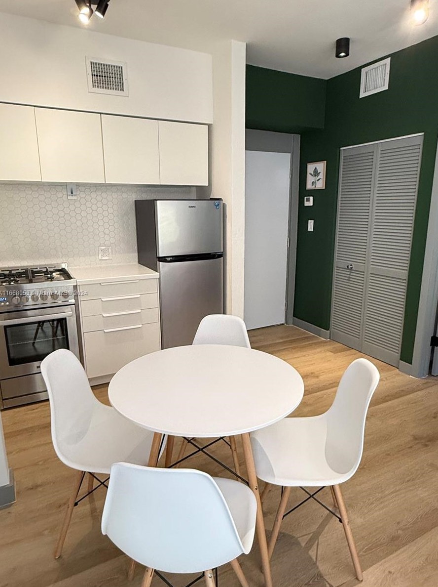 1320 Drexel Ave #302, Miami Beach, FL 33139