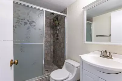 3800 S Ocean Dr #811, Hollywood, FL 33019 - Photo 16