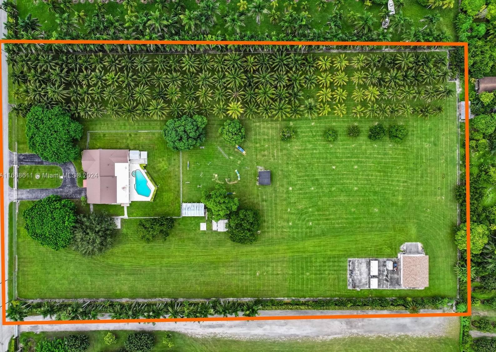 17905 188th St, Miami, FL 33187-2010